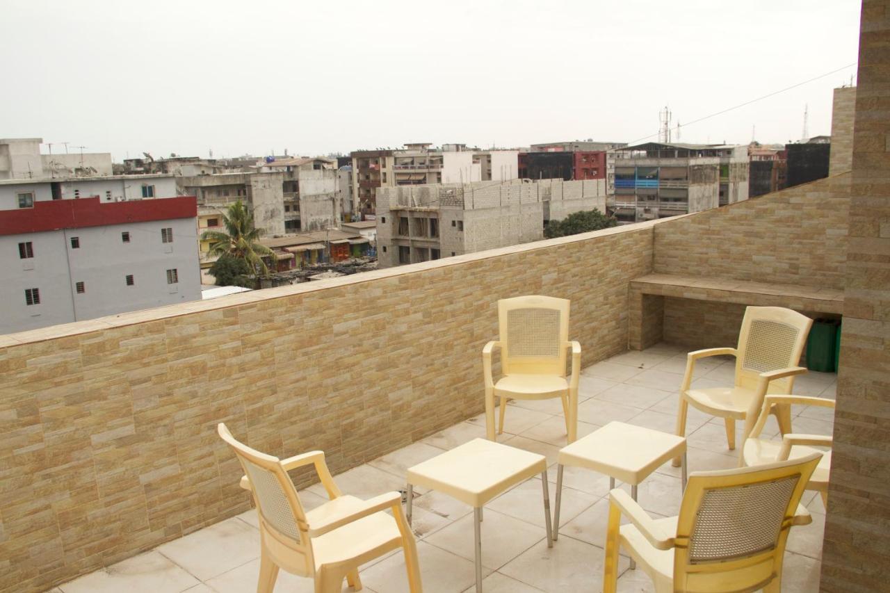 Residence Comara Marcory Bagian luar foto